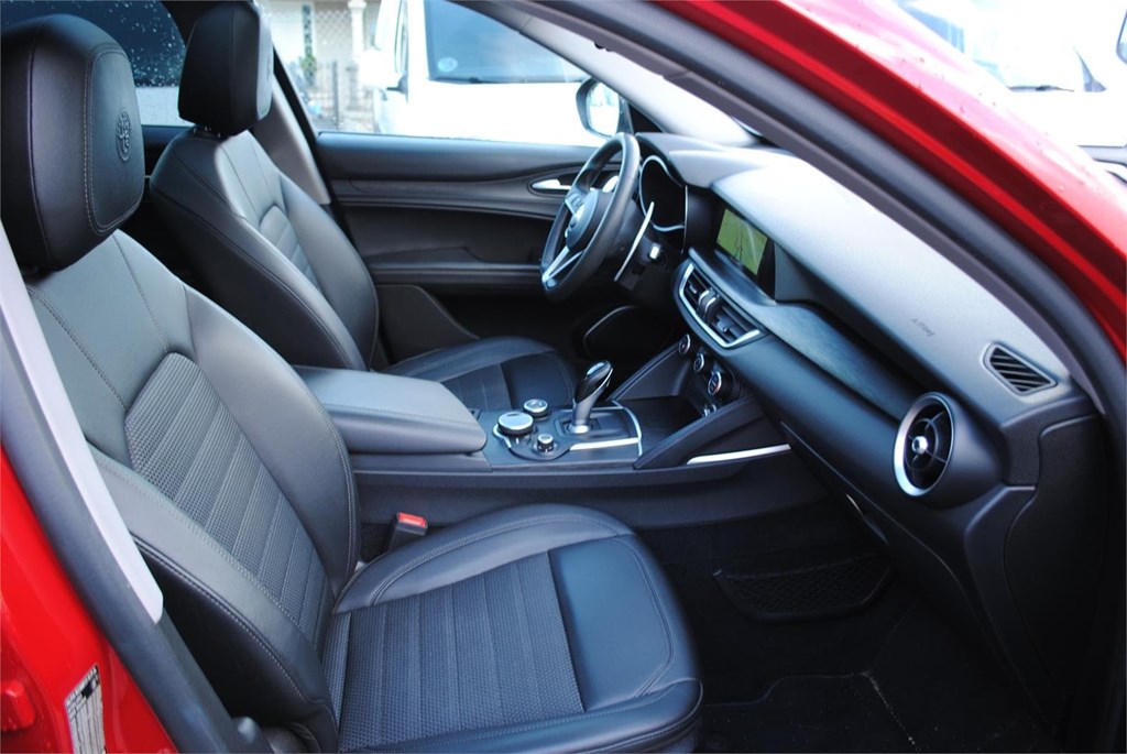 Foto 12 ALFA ROMEO STELVIO