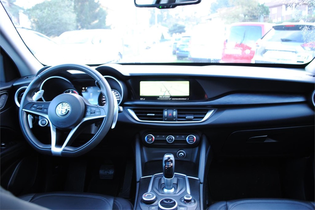 Foto 14 ALFA ROMEO STELVIO