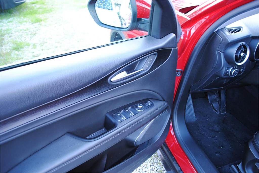 Foto 16 ALFA ROMEO STELVIO