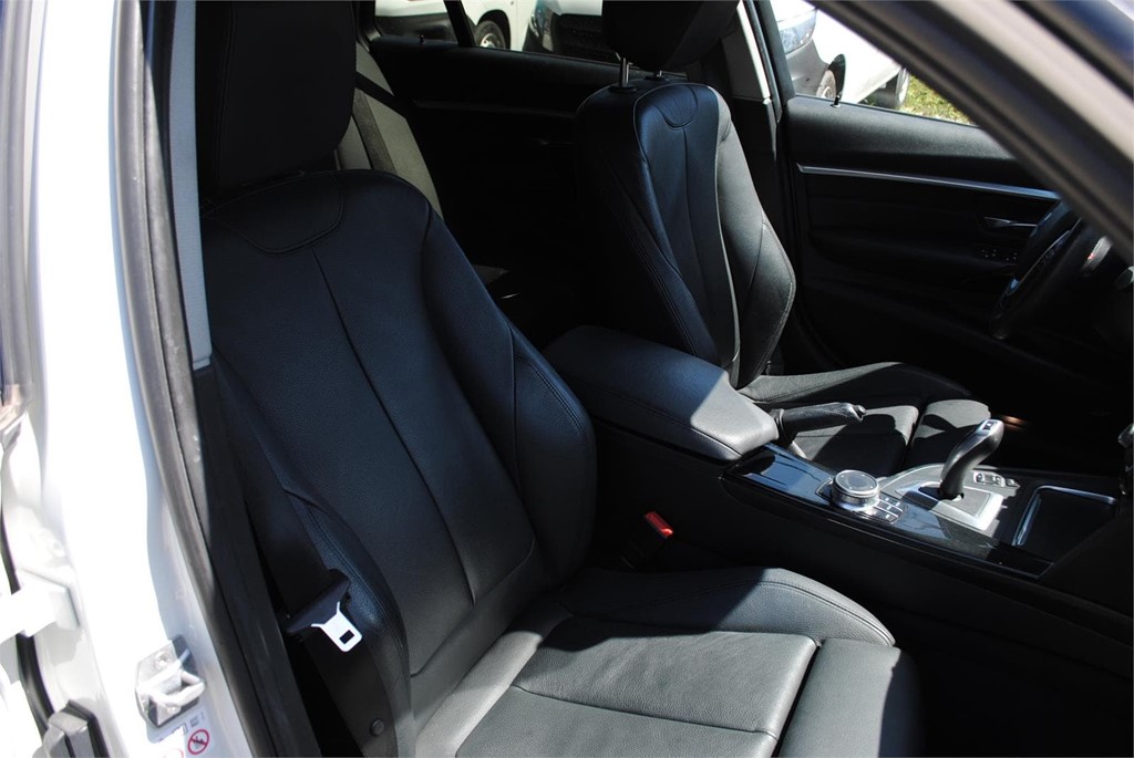Foto 11 BMW 320 D TOURING