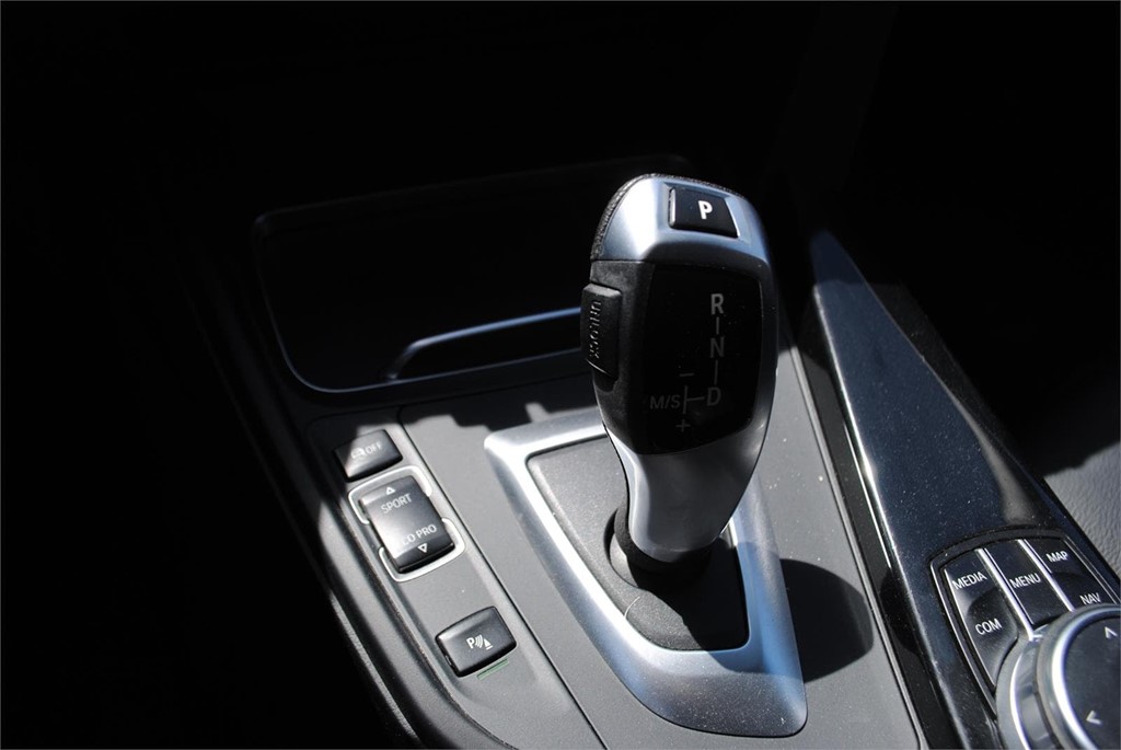 Foto 19 BMW 320 D TOURING