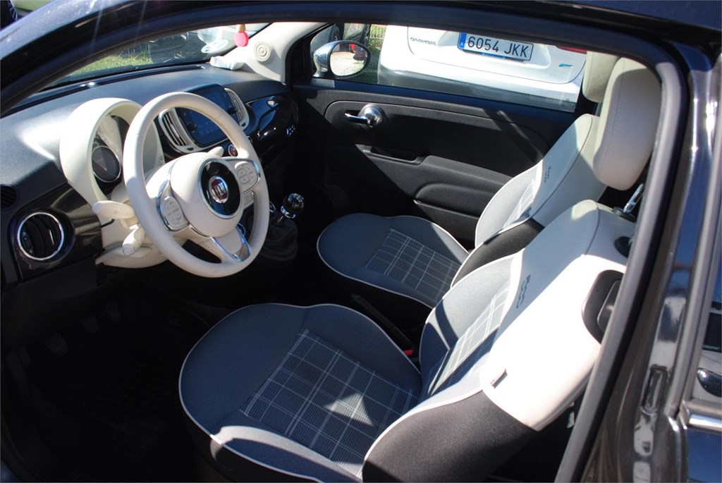 Foto 6 FIAT 500 LOUNGE