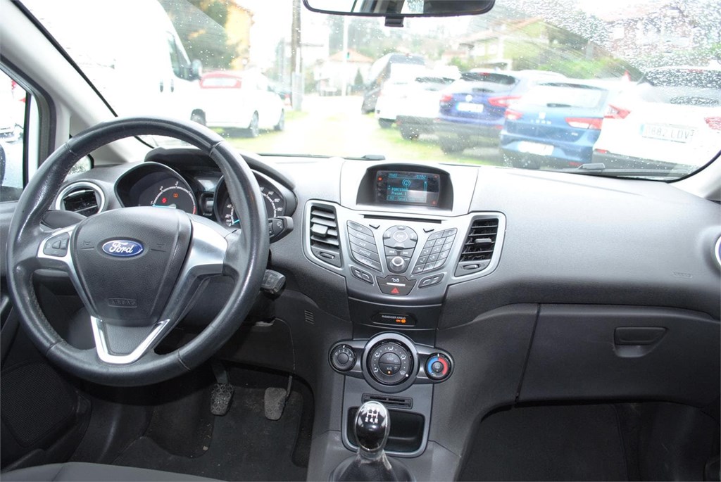 Foto 11 FORD FIESTA