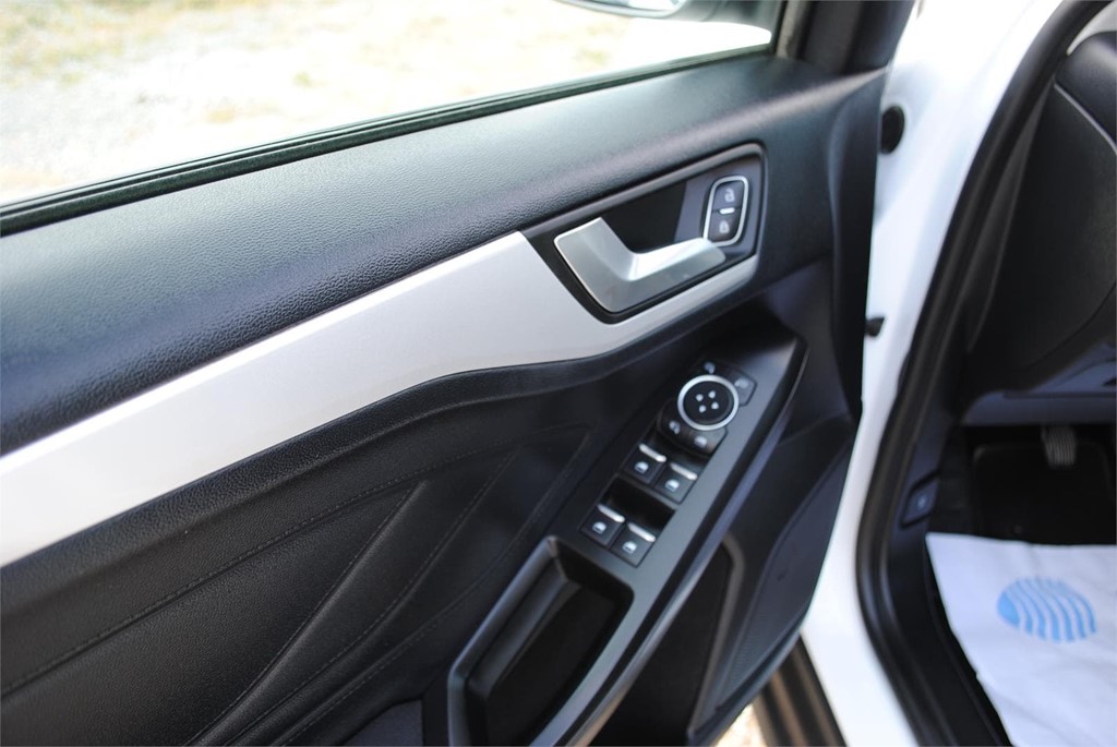 Foto 12 FORD FOCUS
