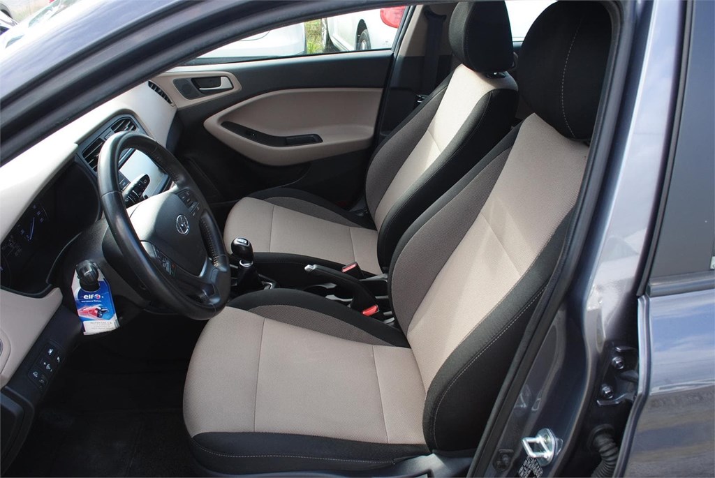 Foto 8 HYUNDAI I20