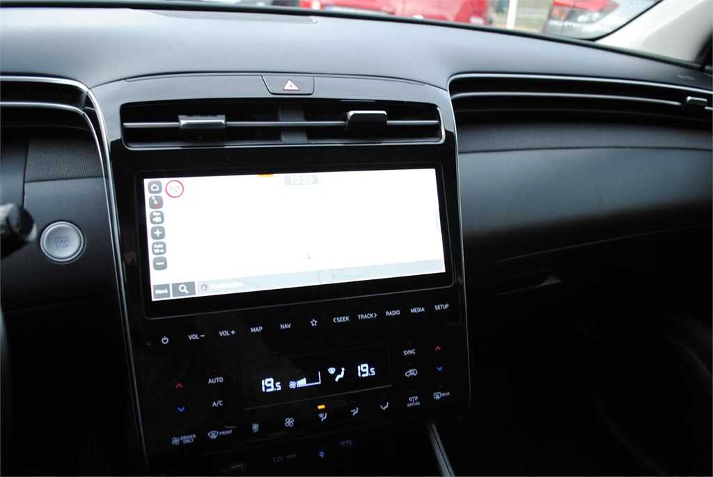 Foto 12 HYUNDAI TUCSSÓN 1.6 TGI HYBRID 230 CV TECNO