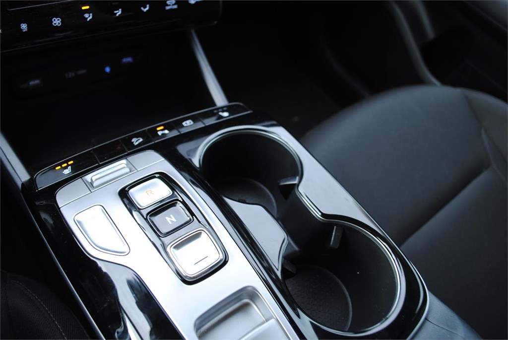 Foto 15 HYUNDAI TUCSSÓN 1.6 TGI HYBRID 230 CV TECNO