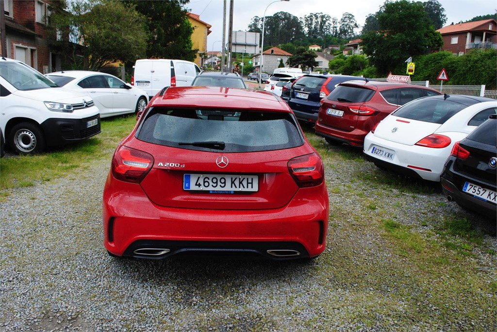 Foto 5 MERCEDES BENZ A 200 CDI AMG