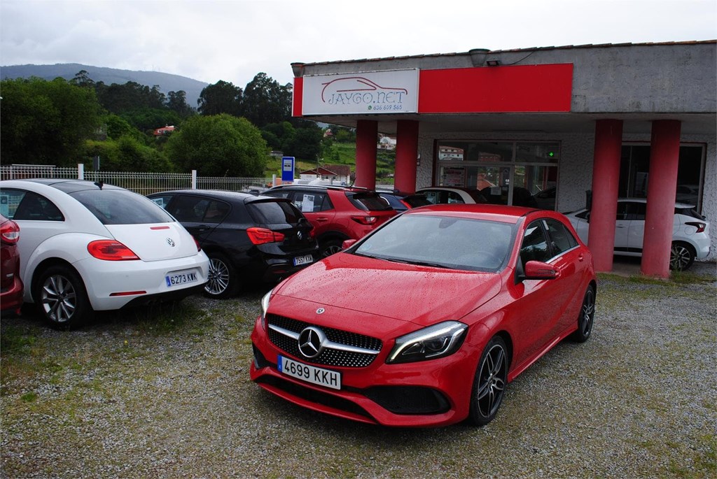 Foto 6 MERCEDES BENZ A 200 CDI AMG