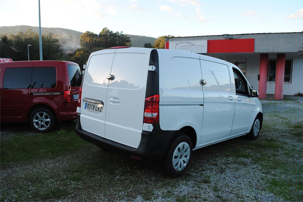 Foto 12 MERCEDES BENZ