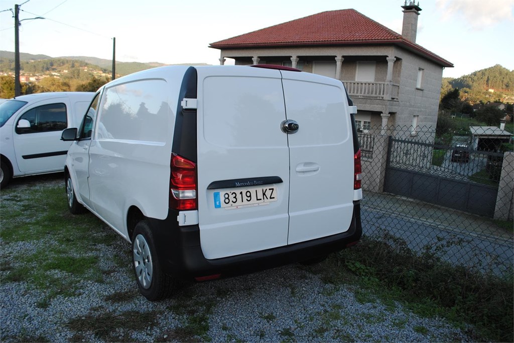 Foto 2 MERCEDES BENZ