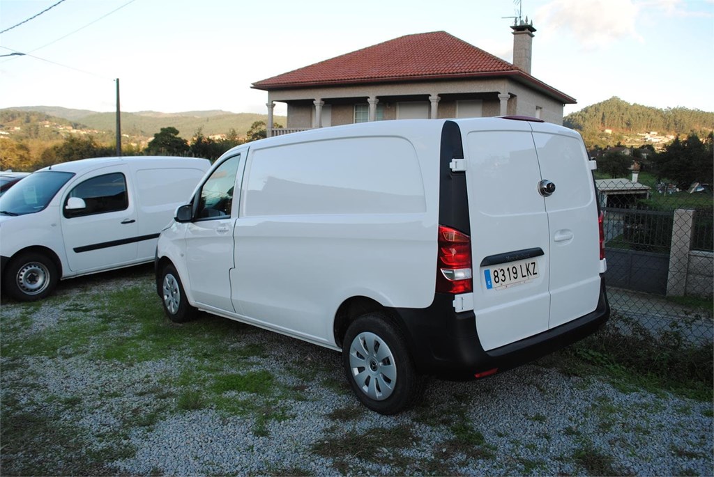 Foto 3 MERCEDES BENZ