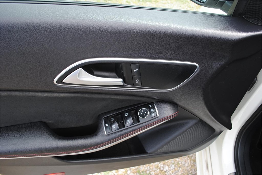 Foto 13 MERCEDES CLA SHOOTING BRAKE