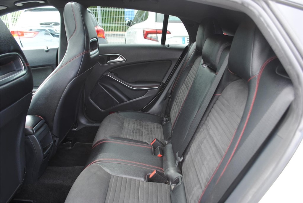 Foto 19 MERCEDES CLA SHOOTING BRAKE