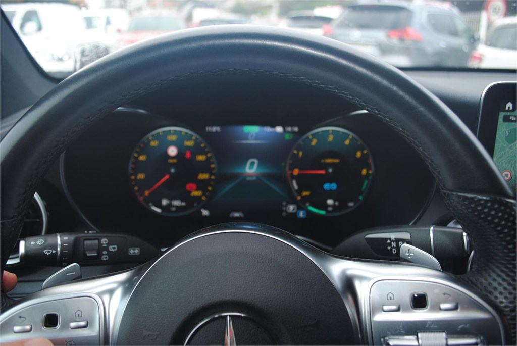 Foto 12 MERCEDES GLC 300 De AMG line