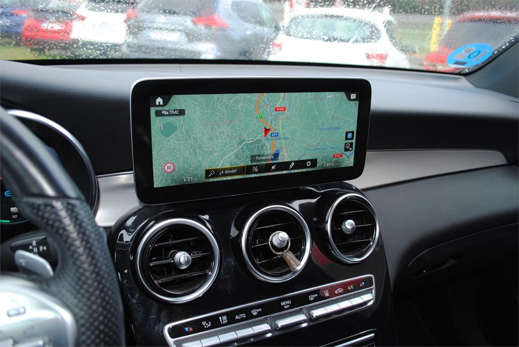 Foto 16 MERCEDES GLC 300 De AMG line