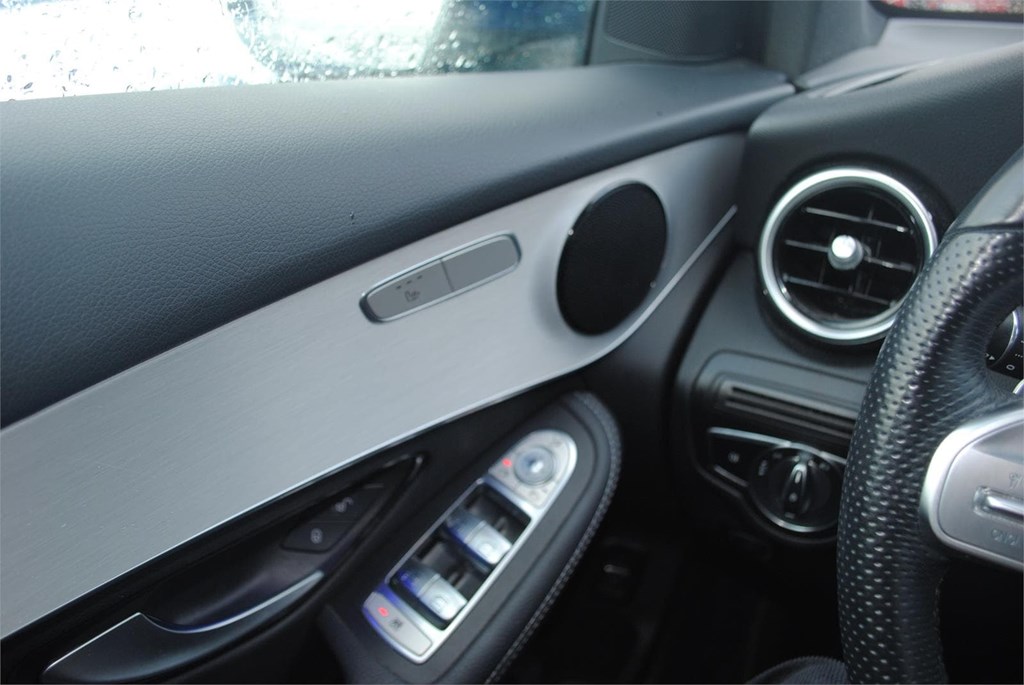 Foto 20 MERCEDES GLC 300 De AMG line