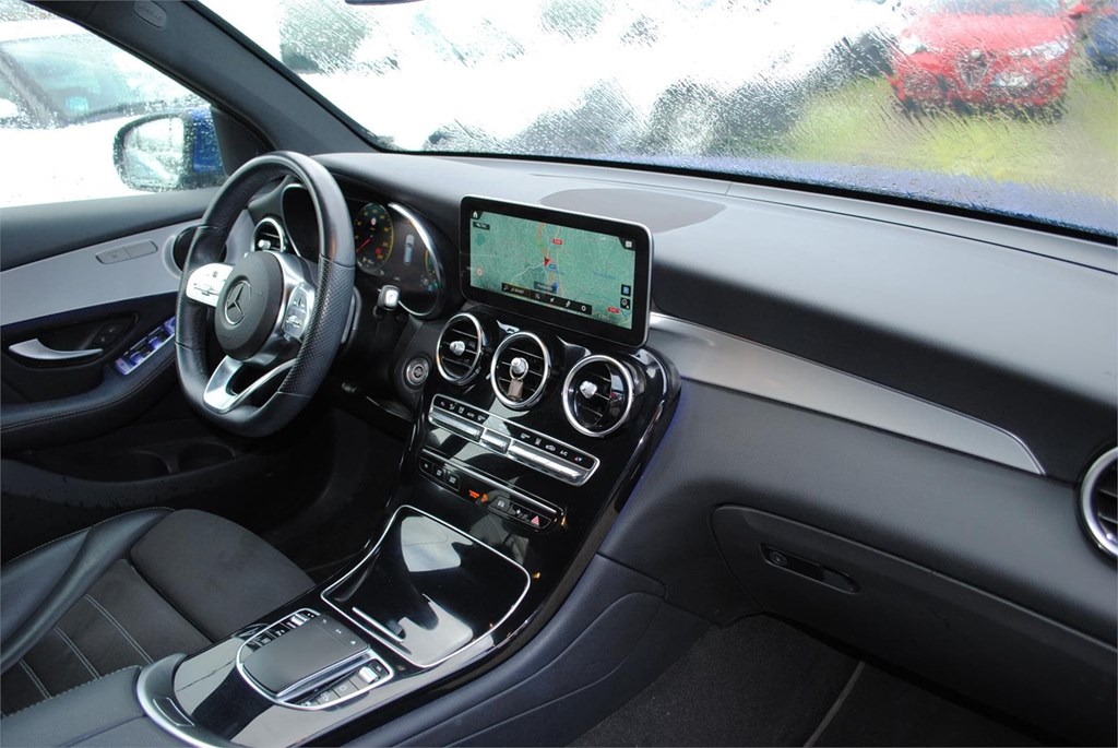 Foto 25 MERCEDES GLC 300 De AMG line