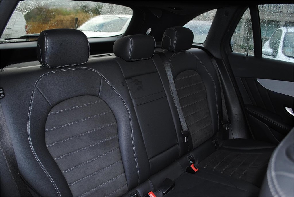 Foto 26 MERCEDES GLC 300 De AMG line