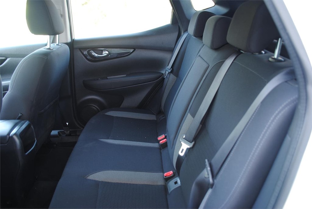 Foto 11 NISSAN QASQAI ACENTA DCI 150 CV 