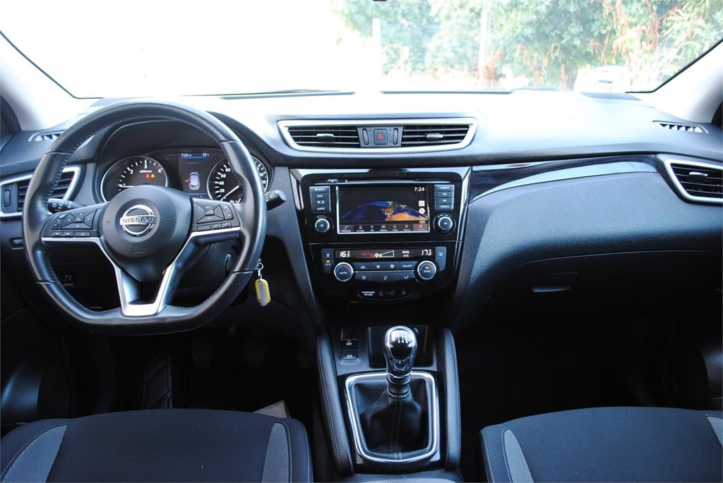 Foto 12 NISSAN QASQAI ACENTA DCI 150 CV 