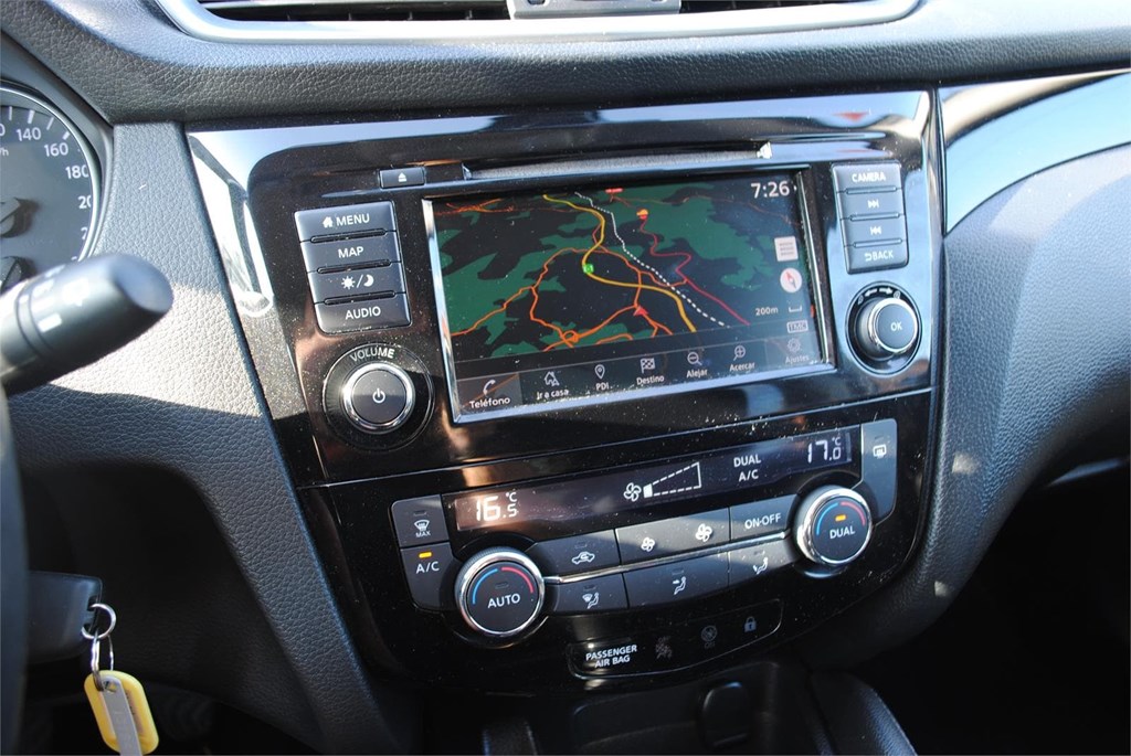 Foto 14 NISSAN QASQAI ACENTA DCI 150 CV 
