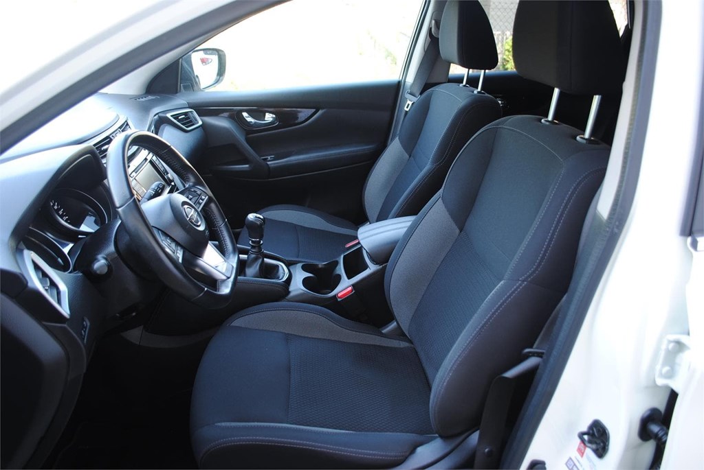 Foto 9 NISSAN QASQAI ACENTA DCI 150 CV 