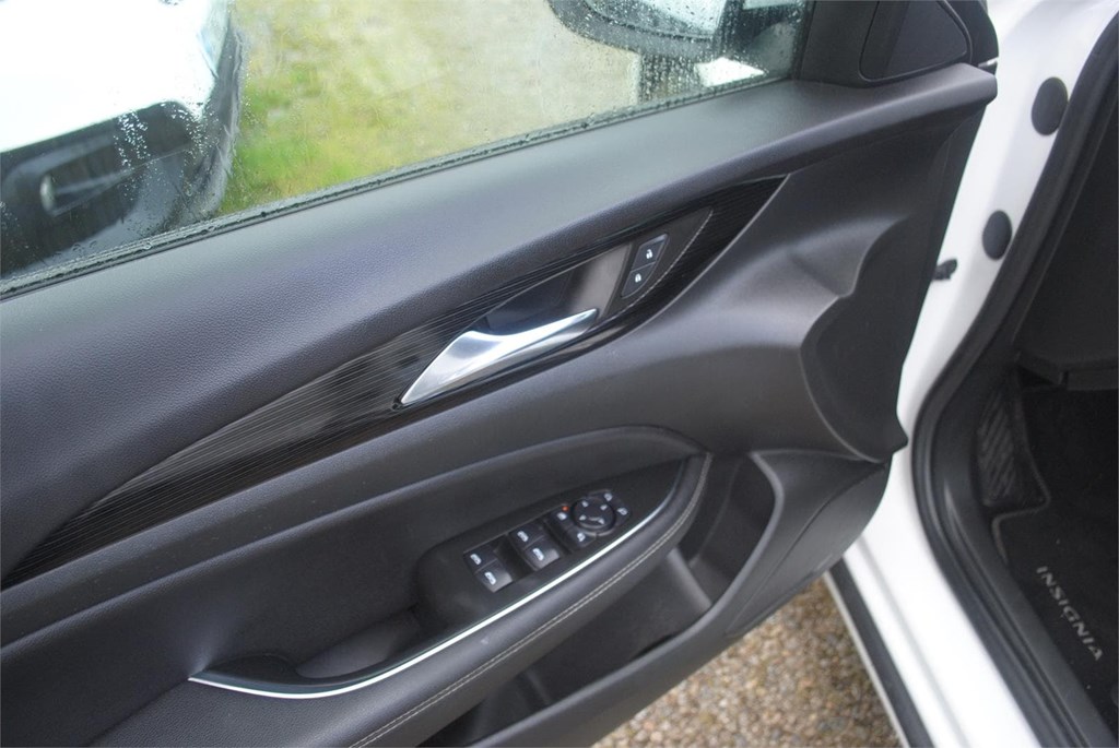 Foto 15 OPEL INSIGNIA