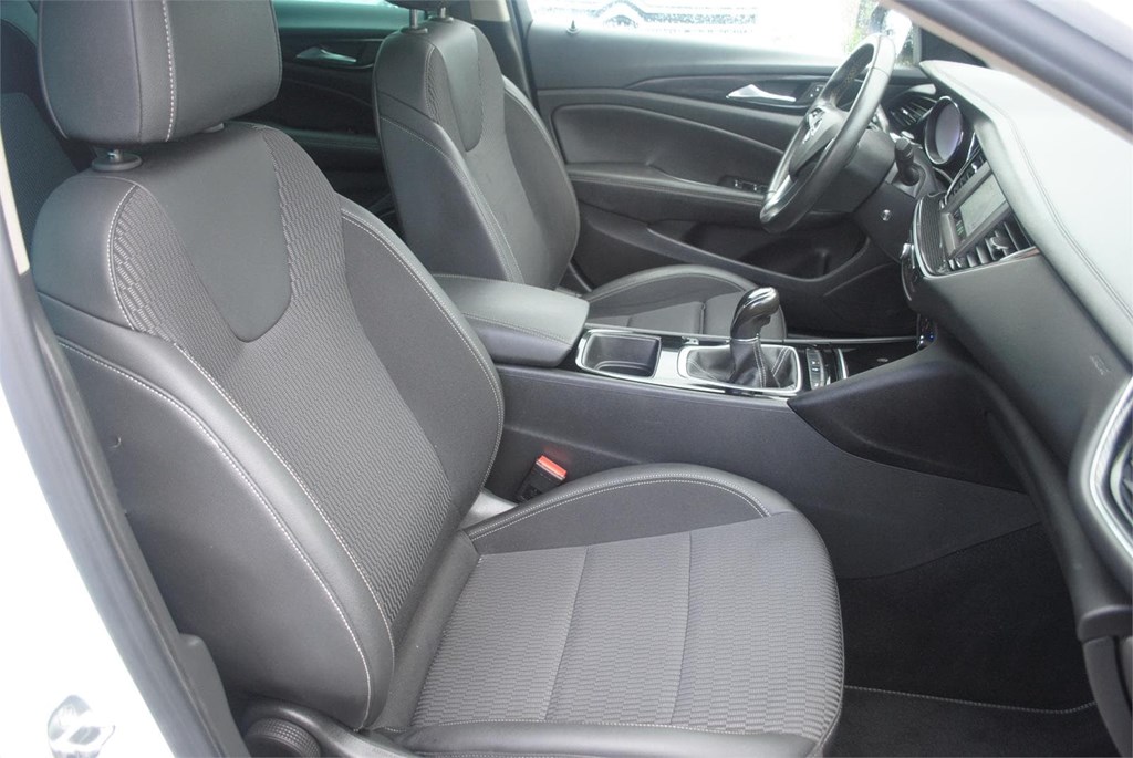 Foto 24 OPEL INSIGNIA