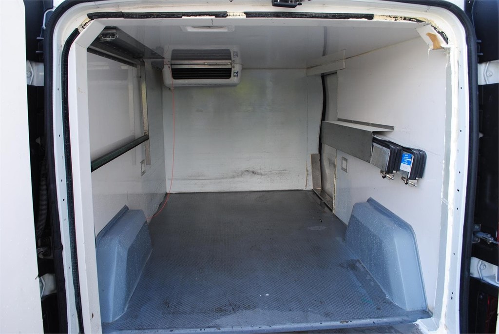 Foto 11 OPEL VIVARO ISOTERMO