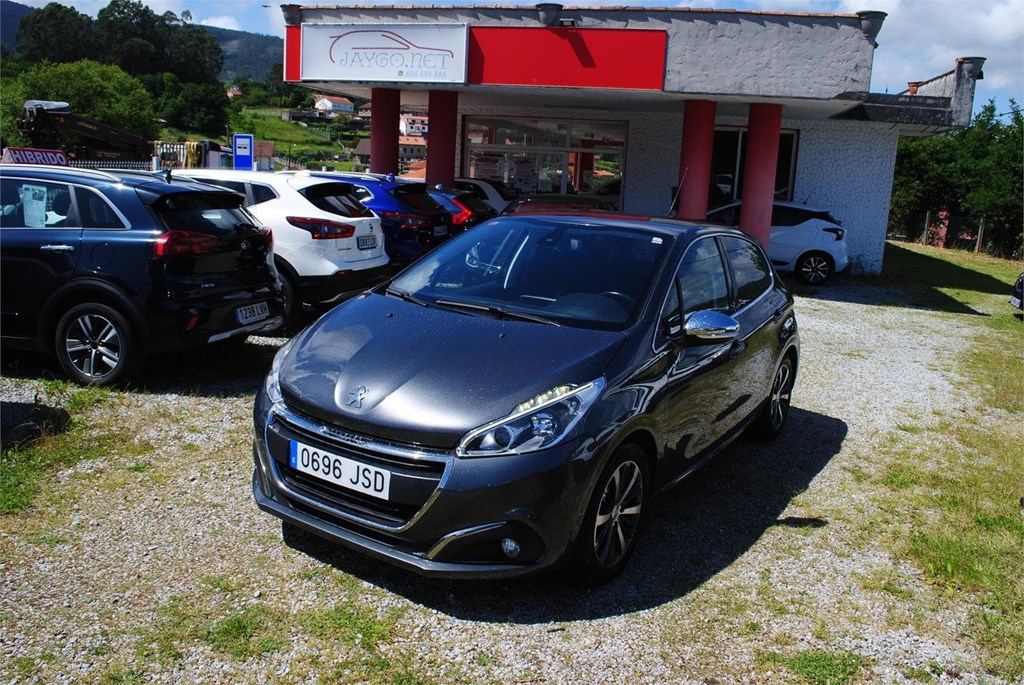 Foto 1 PEUGEOT 208