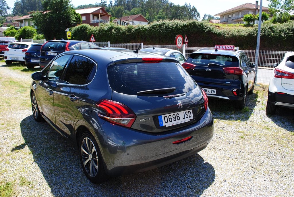 Foto 4 PEUGEOT 208