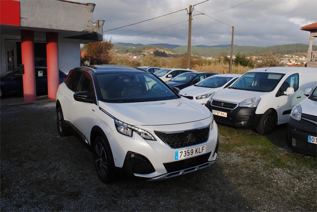 Foto 10 PEUGEOT 3008 1.5 HDI 130 CV