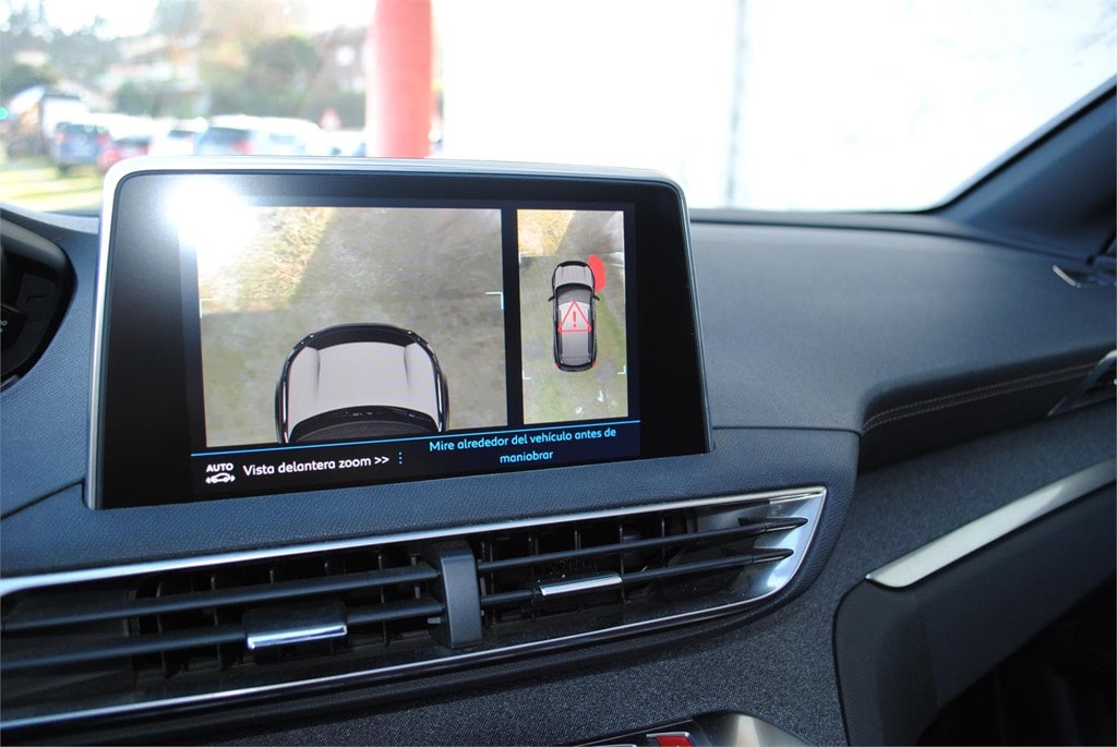 Foto 26 PEUGEOT 3008 1.5 HDI 130 CV