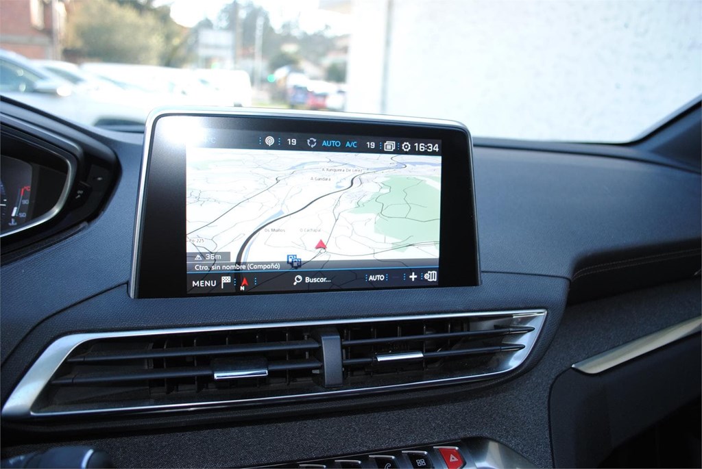 Foto 27 PEUGEOT 3008 1.5 HDI 130 CV