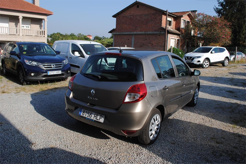 Foto 4 RENAULT CLIO