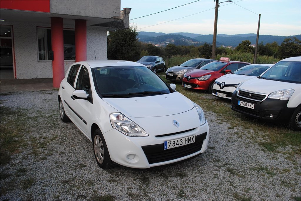 Foto 2 RENAULT CLIO