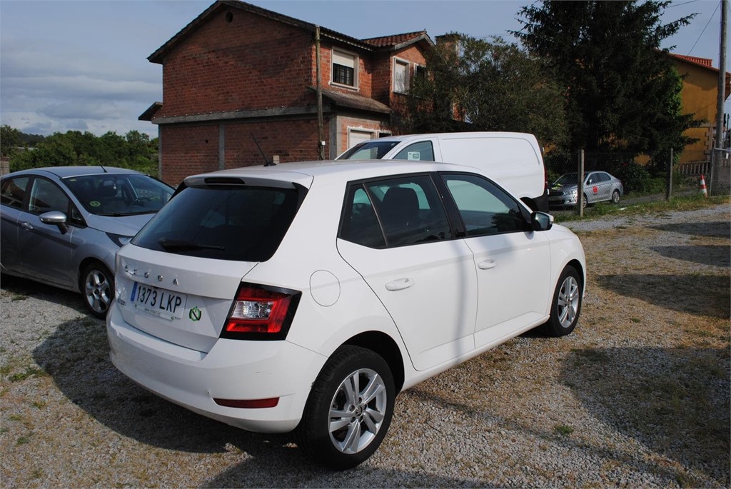 Foto 4 SKODA FABIA