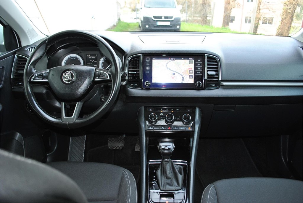 Foto 24 SKODA KAROQ