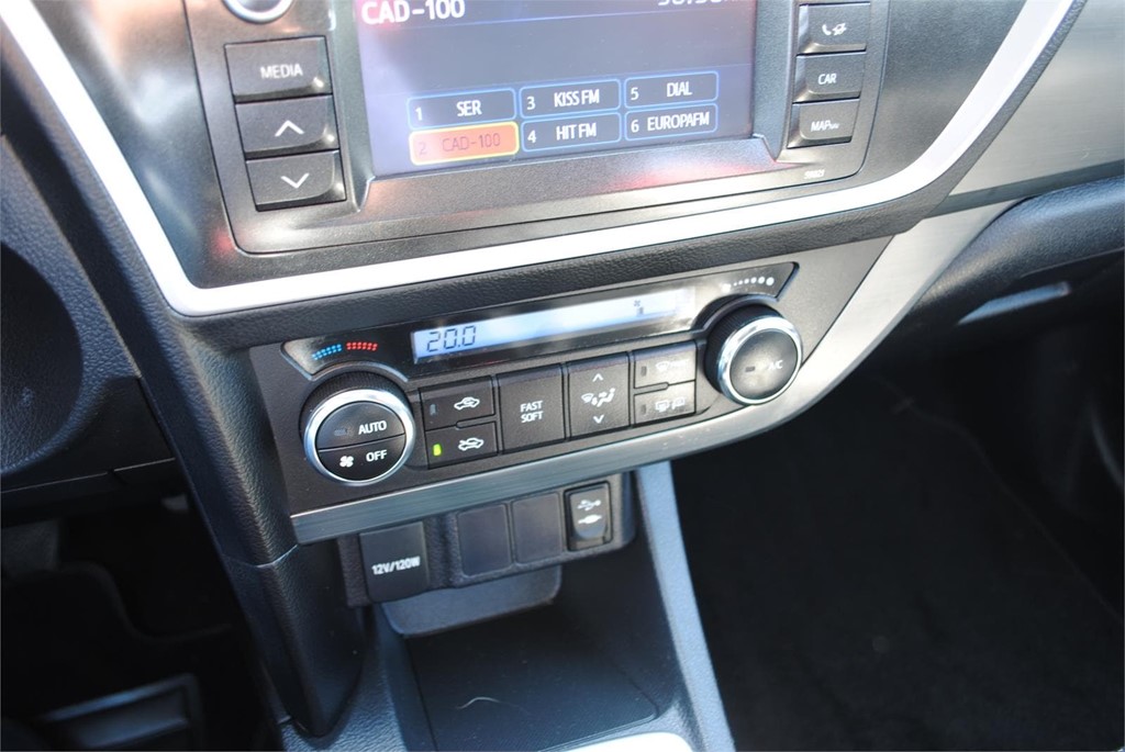 Foto 14 TOYOTA AURIS