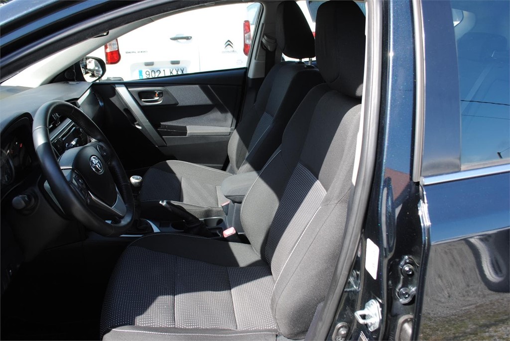 Foto 8 TOYOTA AURIS