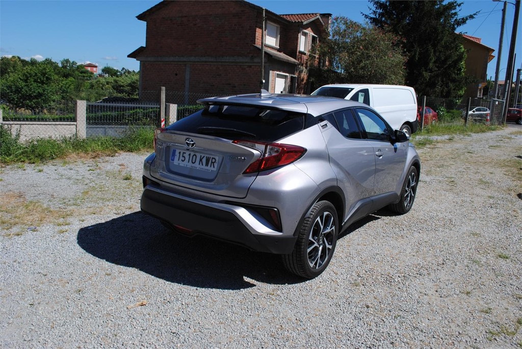Foto 2 TOYOTA CHR