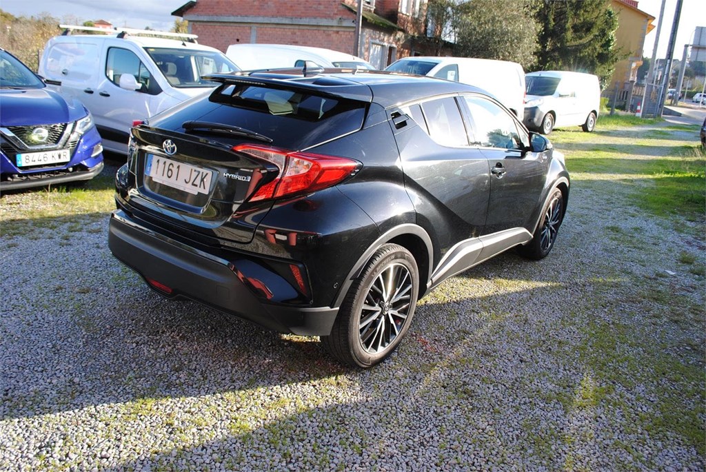 Foto 1 TOYOTA CHR 