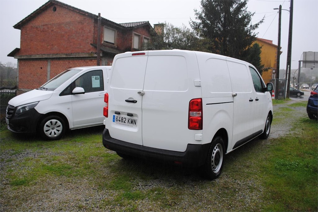 Foto 2 TOYOTA PROACE