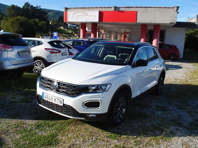 VOLKSWAGEN T-ROC
